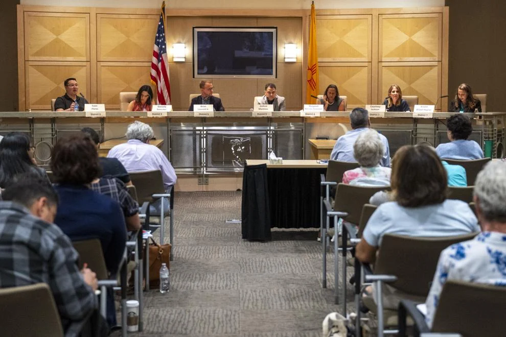 Featured image for “Candidates for APS board share vision for district, speak on key issues at forum”